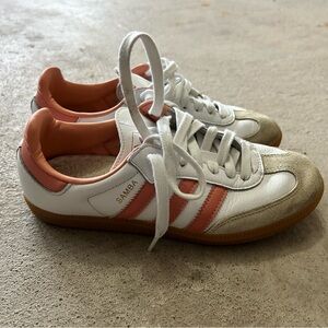 Women’s Adidas Samba Size 5.5